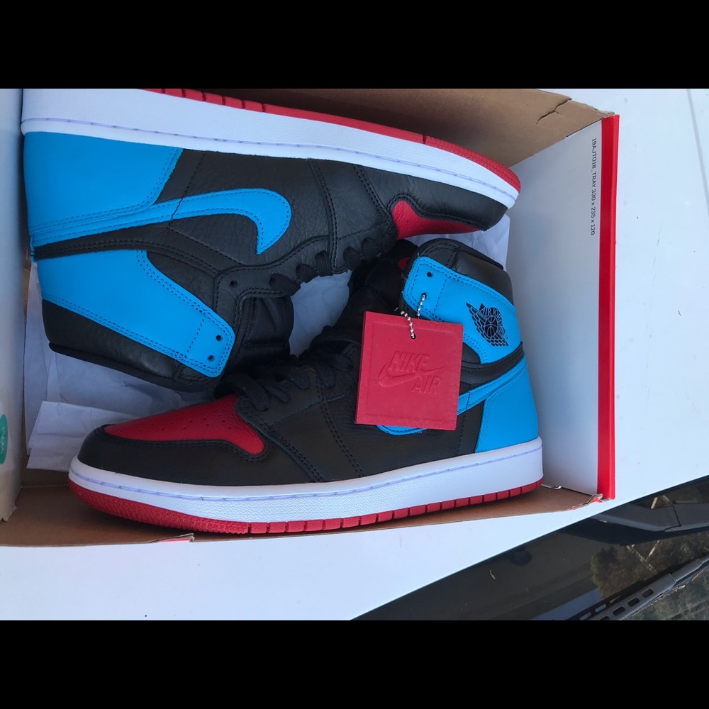Jordan 1 UNC TO CHICAGO - Picture 6 of 7